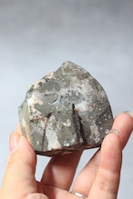 グリーンアポフィライト × スティルバイト 「自由な木々」Green Apophyllite with Stilbite ◇ 天然石・鉱物・パワーストーン・原石 | st00395