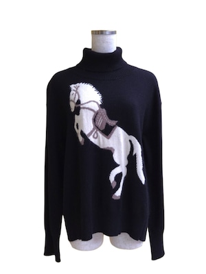 white horseニット black