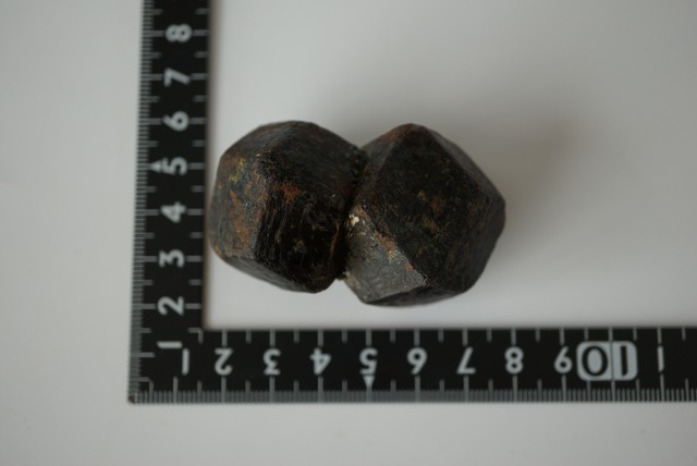 アルマンディン・ガーネット Almandine Garnet 1440