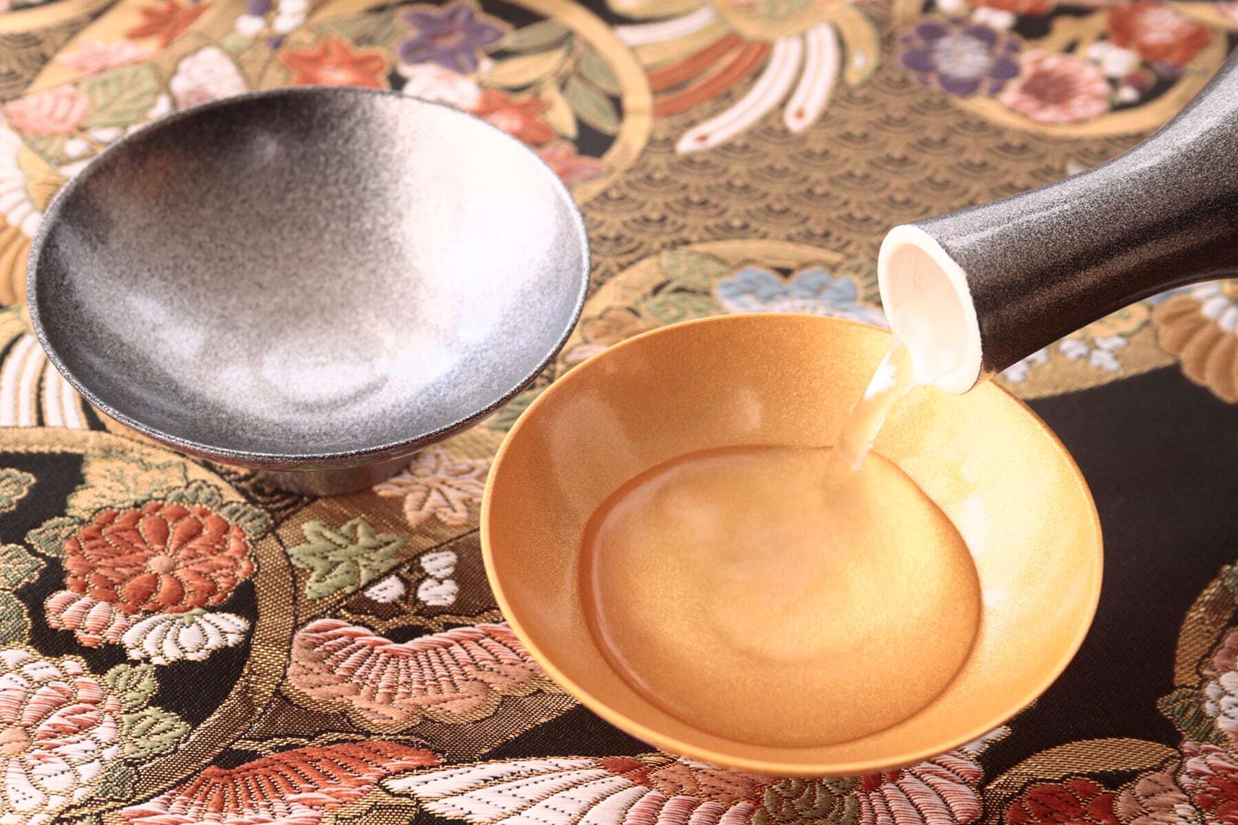 漆薄手磁器』 『Lacquered Egg Ceramic』 『平盃ペア』*陶胎漆器 平盃 漆薄手磁器』 『Lacquered Egg Ceramic』 『平盃ペア』*陶胎漆器 平盃