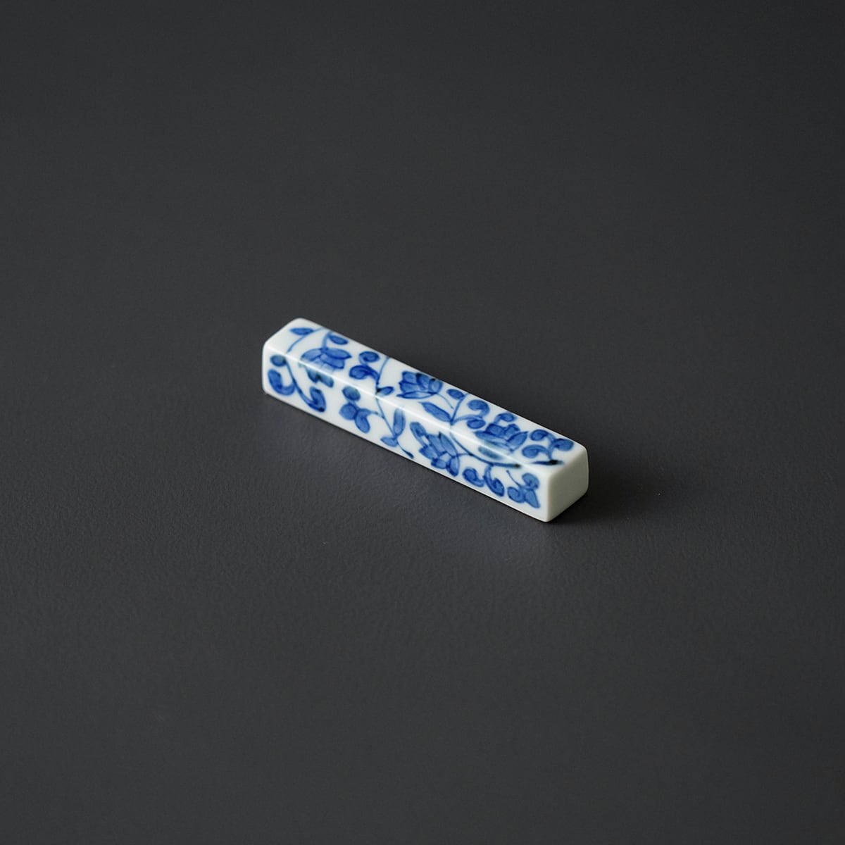 染付花唐草 カトラリーレスト(中)