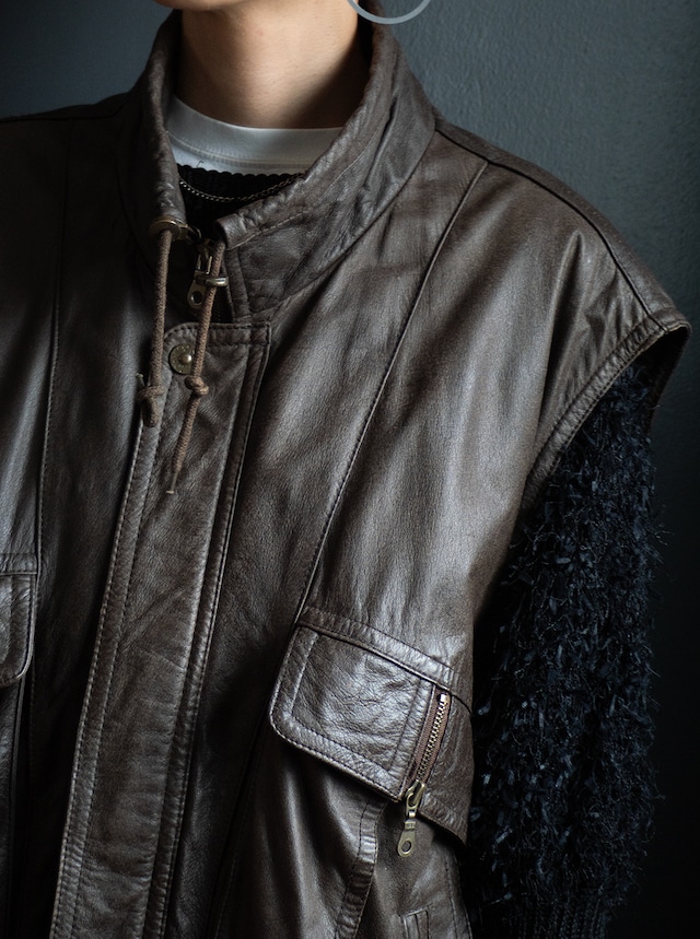 ""TRAPPER" 1990s Leather sleeveless blouson