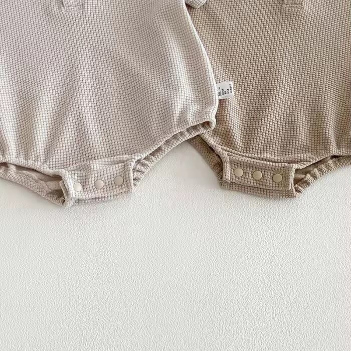 ワッフル丸襟ロンパース