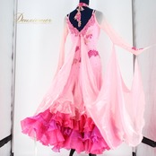 社交ダンス 衣装 スタンダード ドレス スタンダードドレス ワンピース フリル フロート レース デモ 競技 ダンス パーティ ピンク系 ピンク フリルスカート おしゃれ デザイン ふんわり 軽やか 練習用 発表会 大人用 女性用 競技用衣装 ドレスアップ