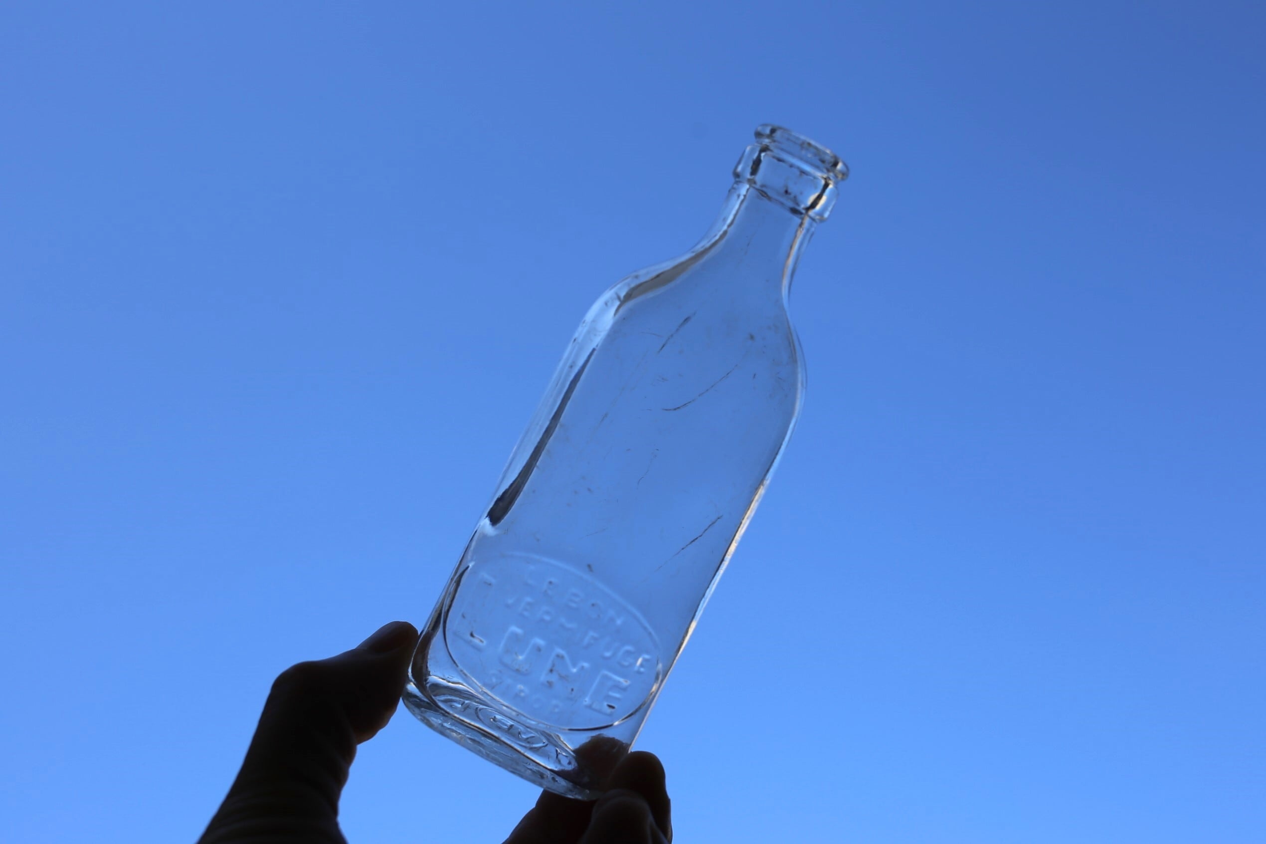 フランス アンティーク ヴィンテージ ガラス瓶 『LE BON VERMIFUGE LUNE』 N-05049