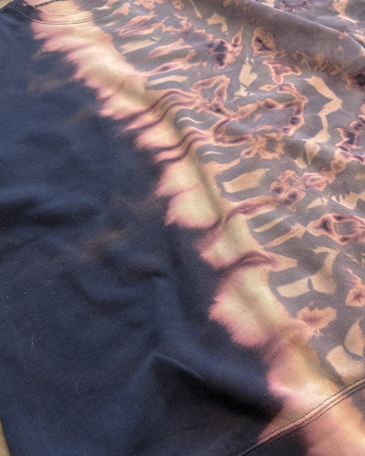 【数量限定】タイダイ半袖スウェットTシャツ　道端の宝探し
