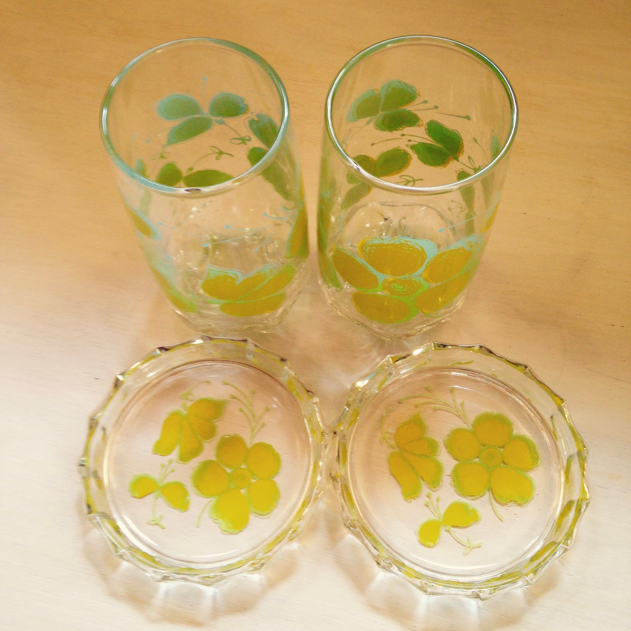 黄色の花のグラス コースター付 ササキガラス製 昭和レトロ Ninold