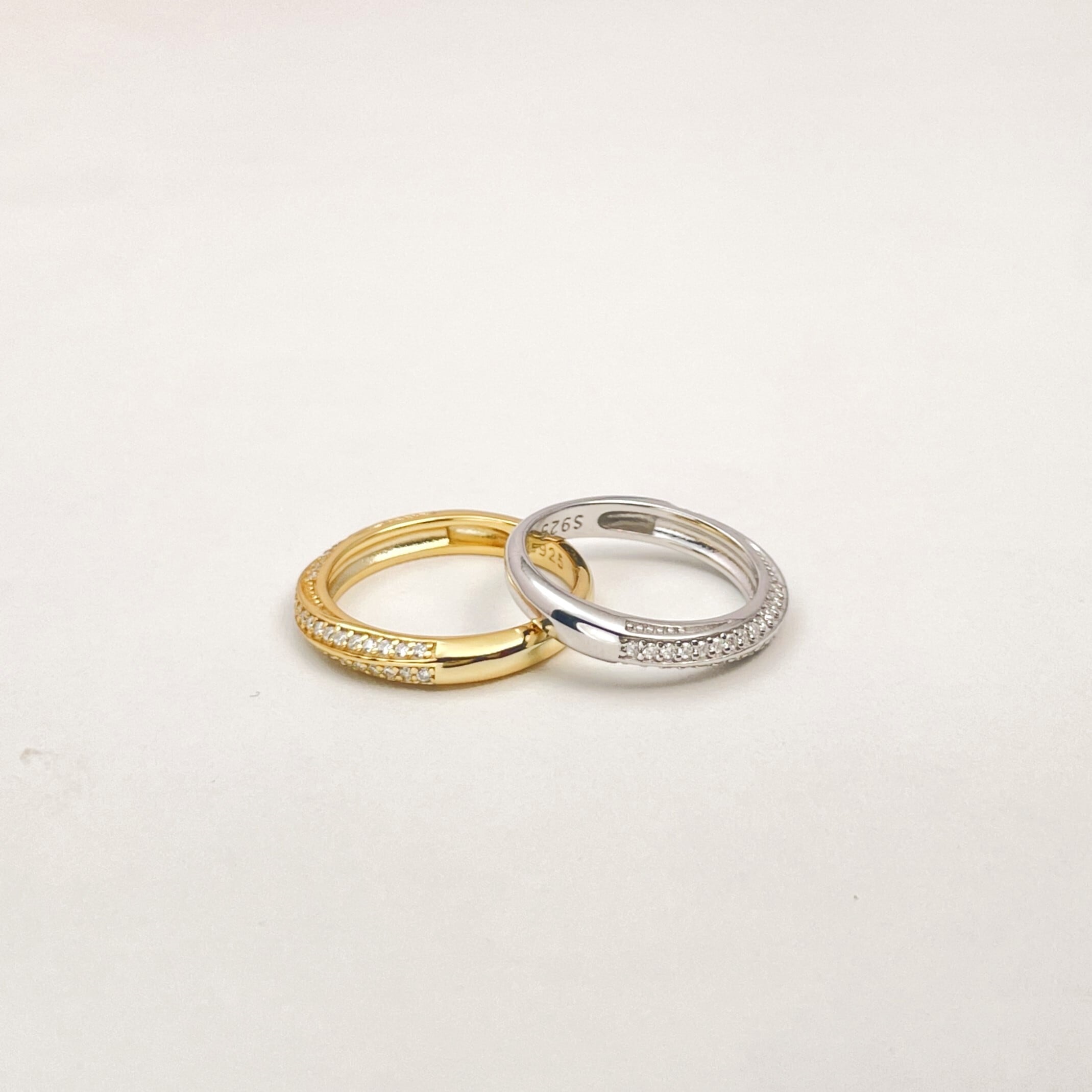 Infinity S925 Moissanite Ring