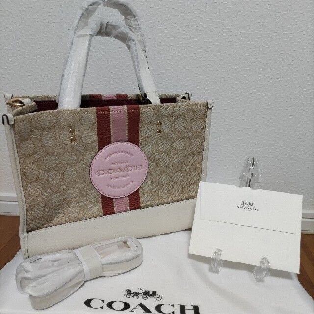 COACH デンプシー 暑い トート 22 シグネチャージャカード ピンク 