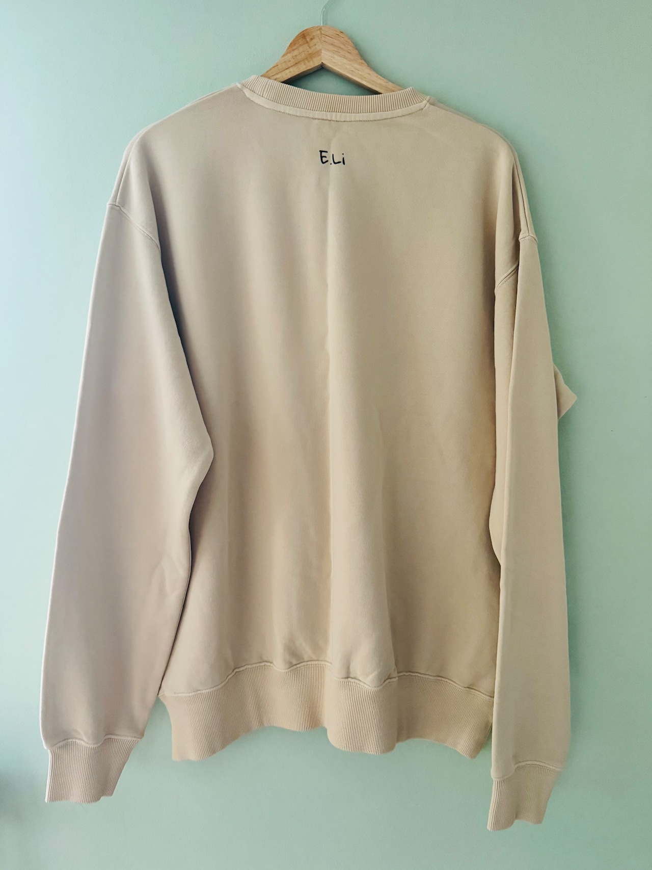 【在庫僅少..】【先行限定】I Am HERO / Sweatshirt / オートミールカラー / ユニセックス - 4