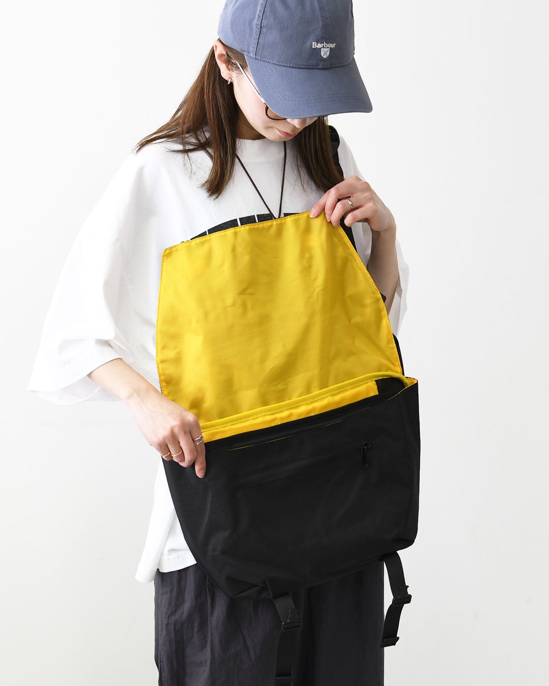 meltum [メルタム] COMPACT MESSENGER BAG [MTM-BG-0375-26
