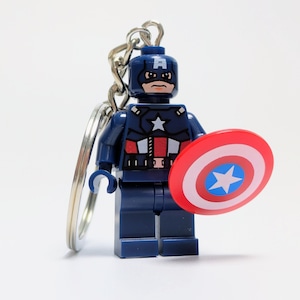 ★ブロックフィギュアキーホルダー★【 Captain America / キャプテン・アメリカ 】『 スティーブ・ロジャース 』 MARVEL / マーベルコミックス〚アメリカン雑貨 アメトイ〛