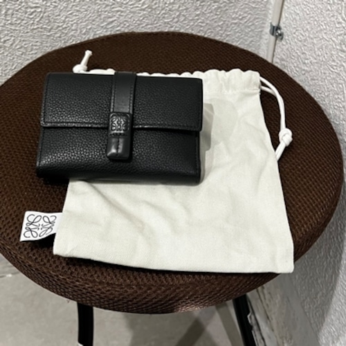 LOEWE ロエベ 折り畳み財布 262024【表参道t02】