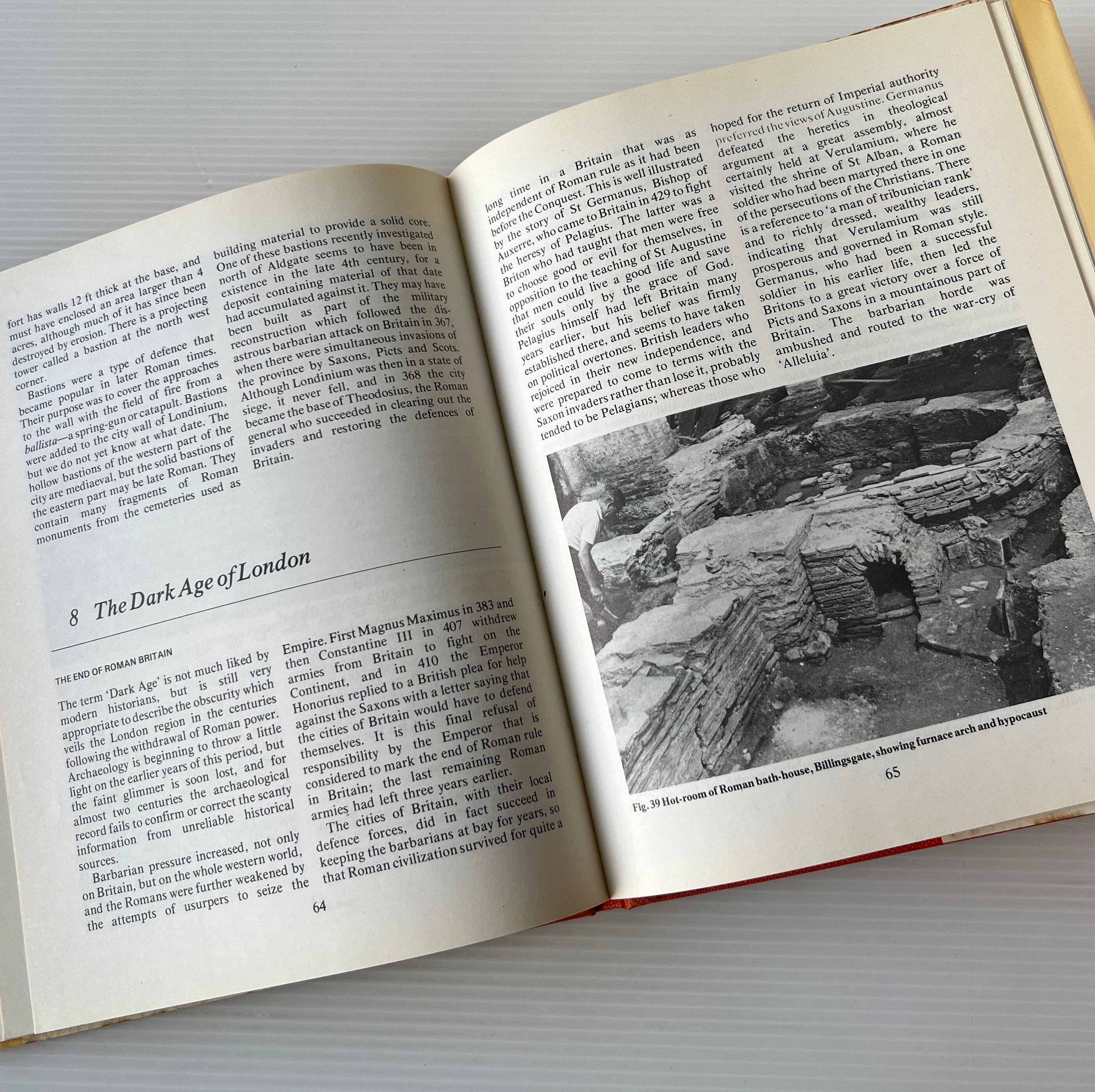 The Archaeology of London <Regional Archaeologies> / Ralph Merrifield / Heinemann Educational Books