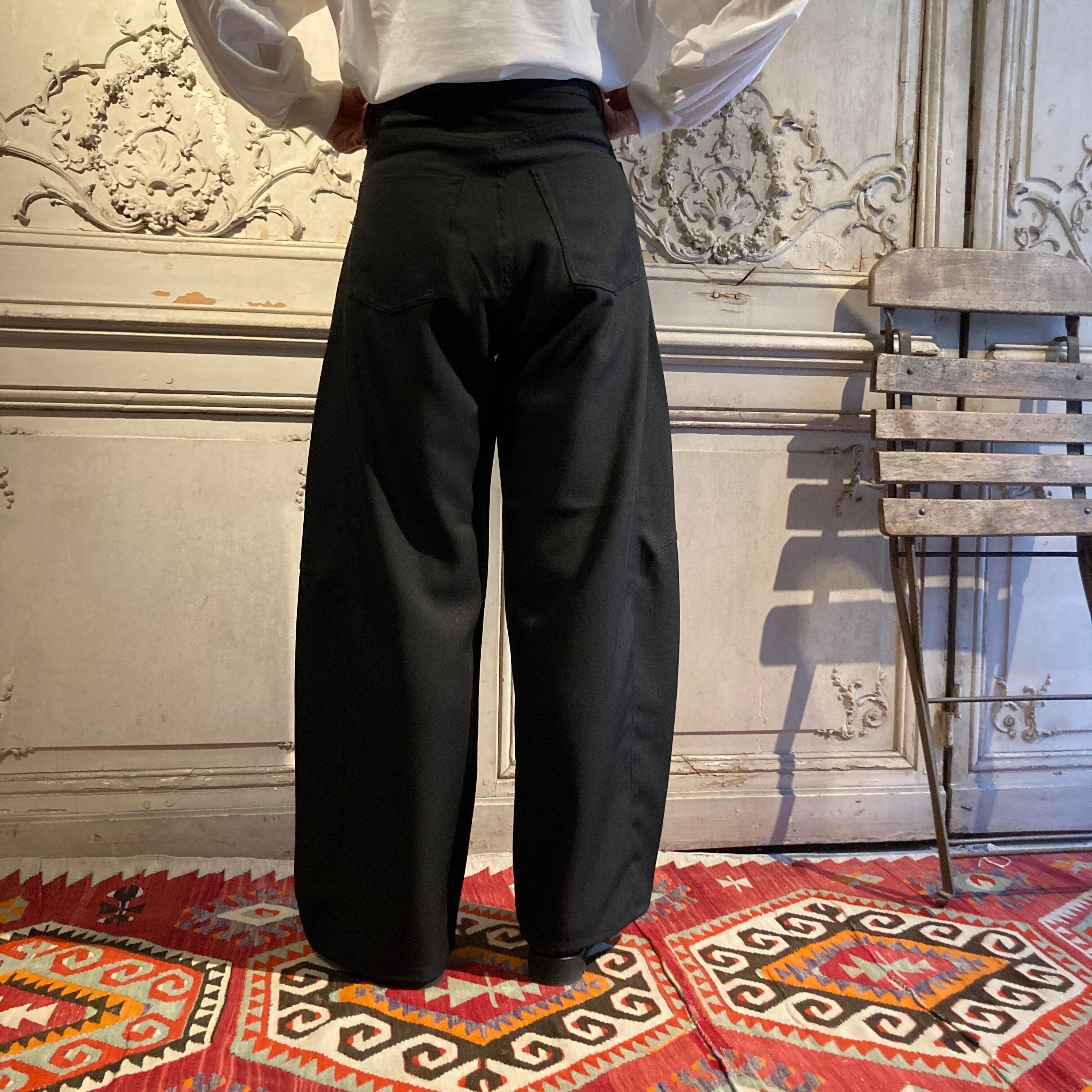 【HYKE】OXFORD BARREL LEG JEANS サイズ1 HYKE【ハイク】 OXFORD BARREL-LEG JEANS (13387) | glamour online