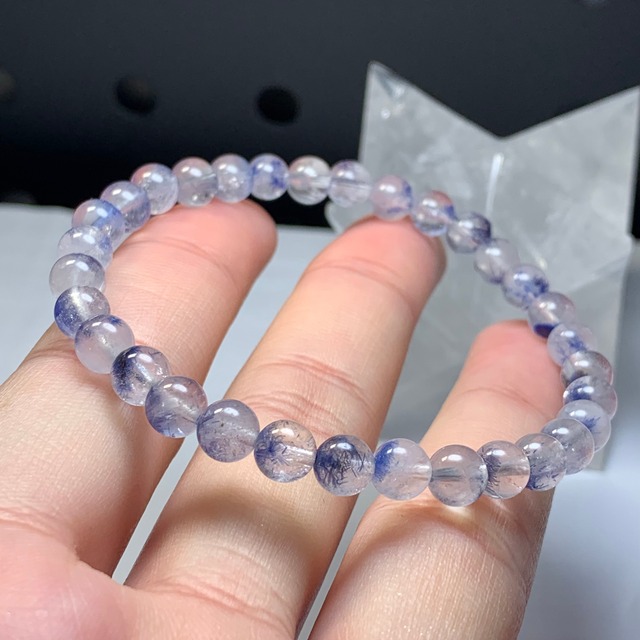 1.希少なデュモルチェライトインクォーツ