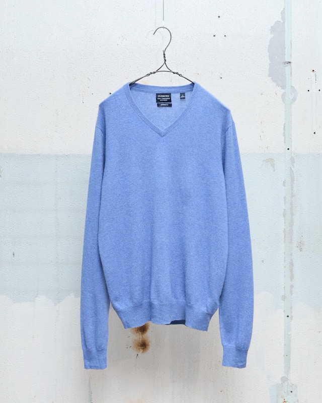 100% cashmere v-neck knitted sweater