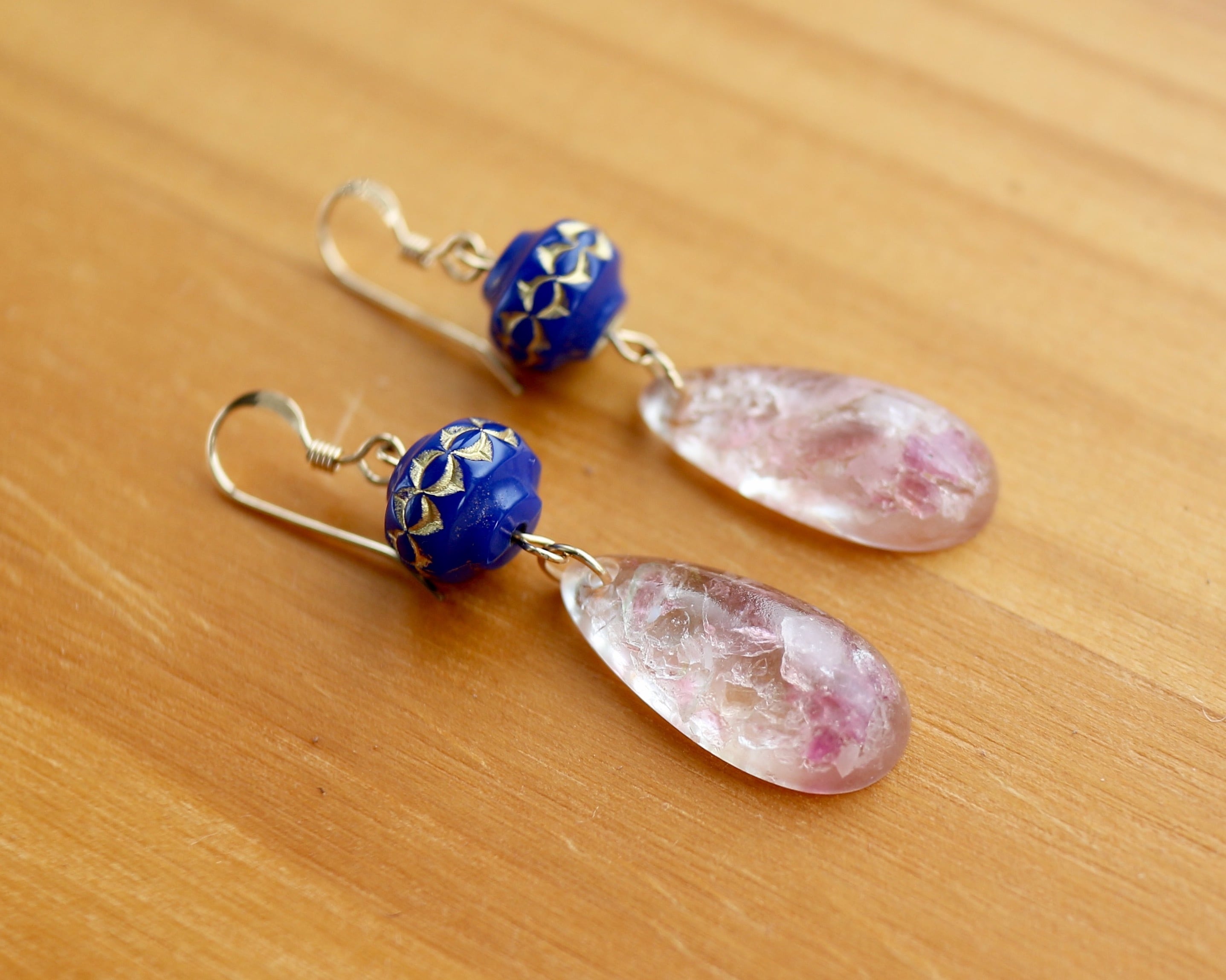 【k14gf】Antiqueblueピンクトルマリン+ドイツアクリルビーズ ピアス