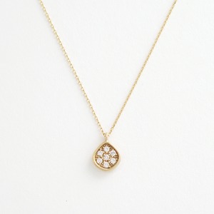 The Heritage drop necklace