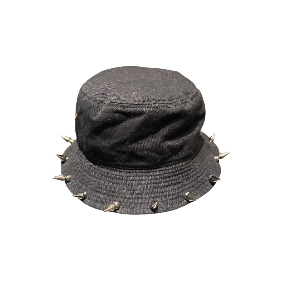 R13】STUDDED BUCKET HAT | AYIN