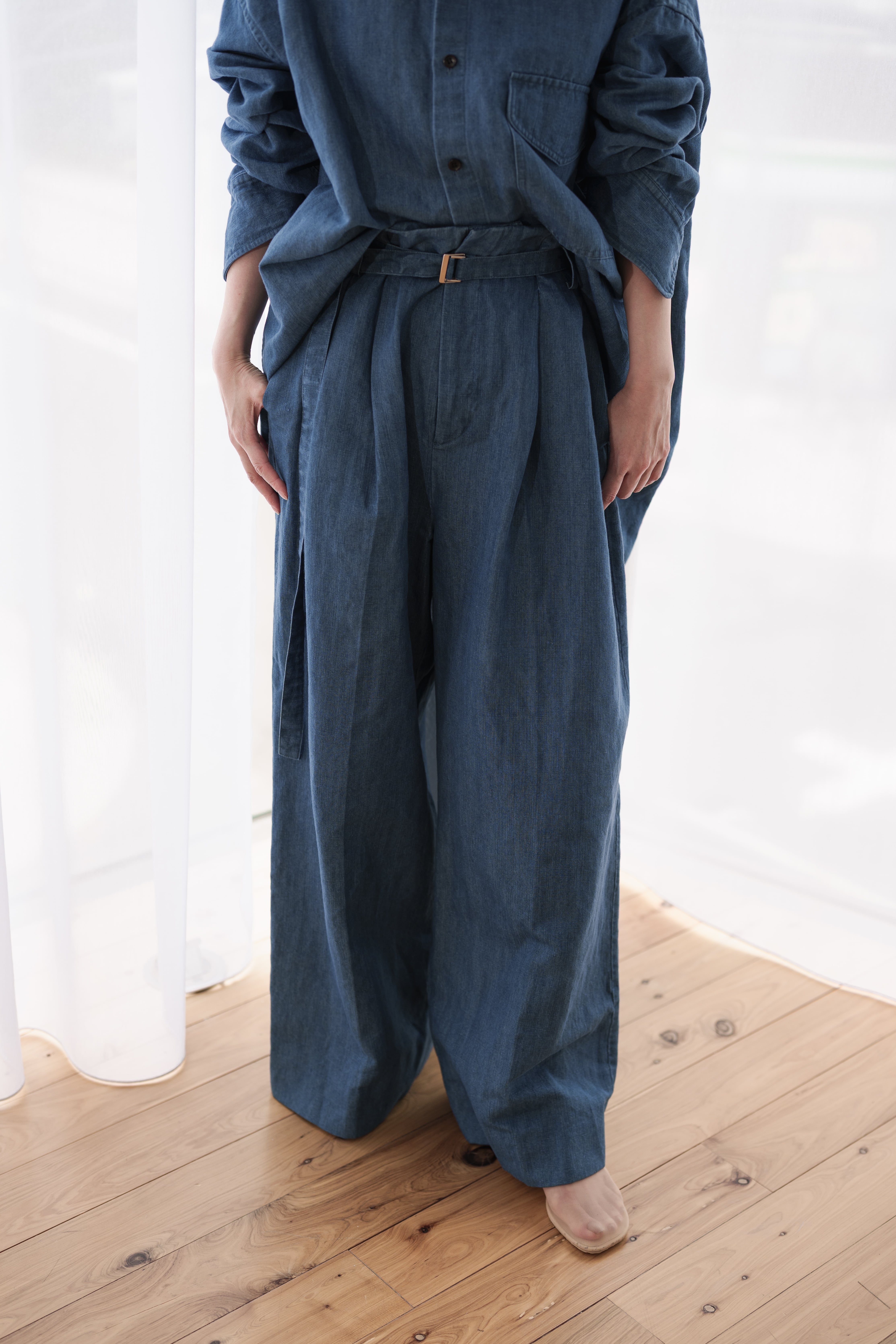 【値下げ】新品タグ付き　roughlow デニムサイズレスパンツ　size1 DENIM sizeless pants 4月下旬から5月上旬頃に発送 | roughlow