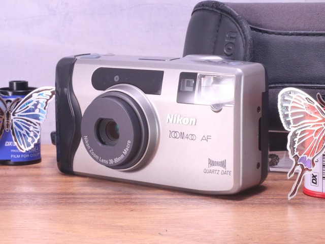 Nikon ZOOM 400 AF