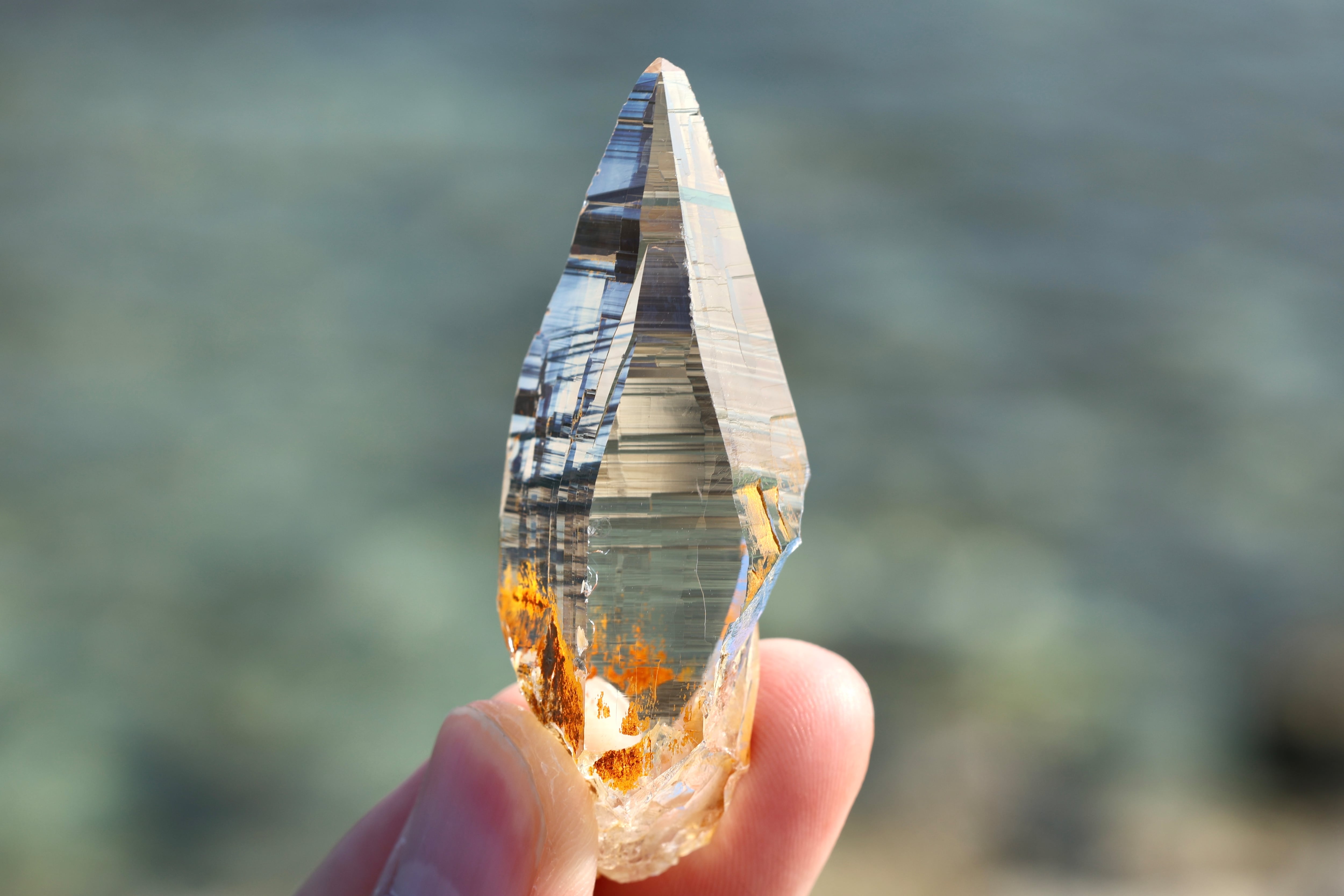 ヒマラヤ水晶 ガネーシュヒマール産 | 石垣島の夜光貝アクセサリーと