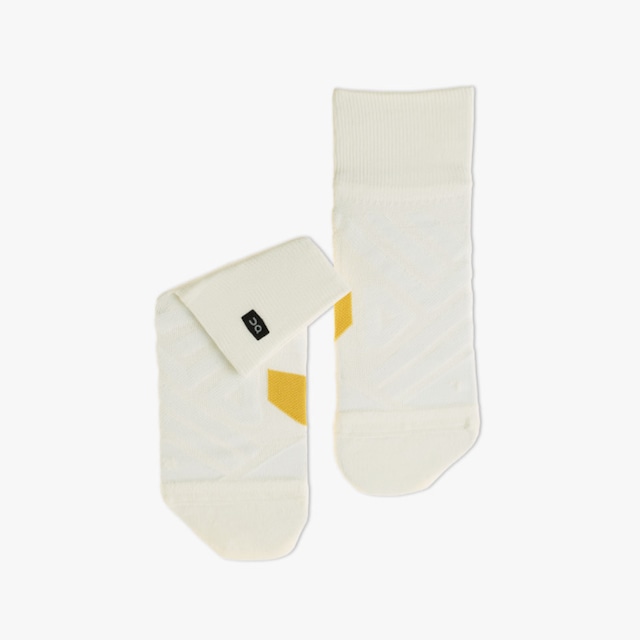 On / Mid Sock（MEN）White / Ice