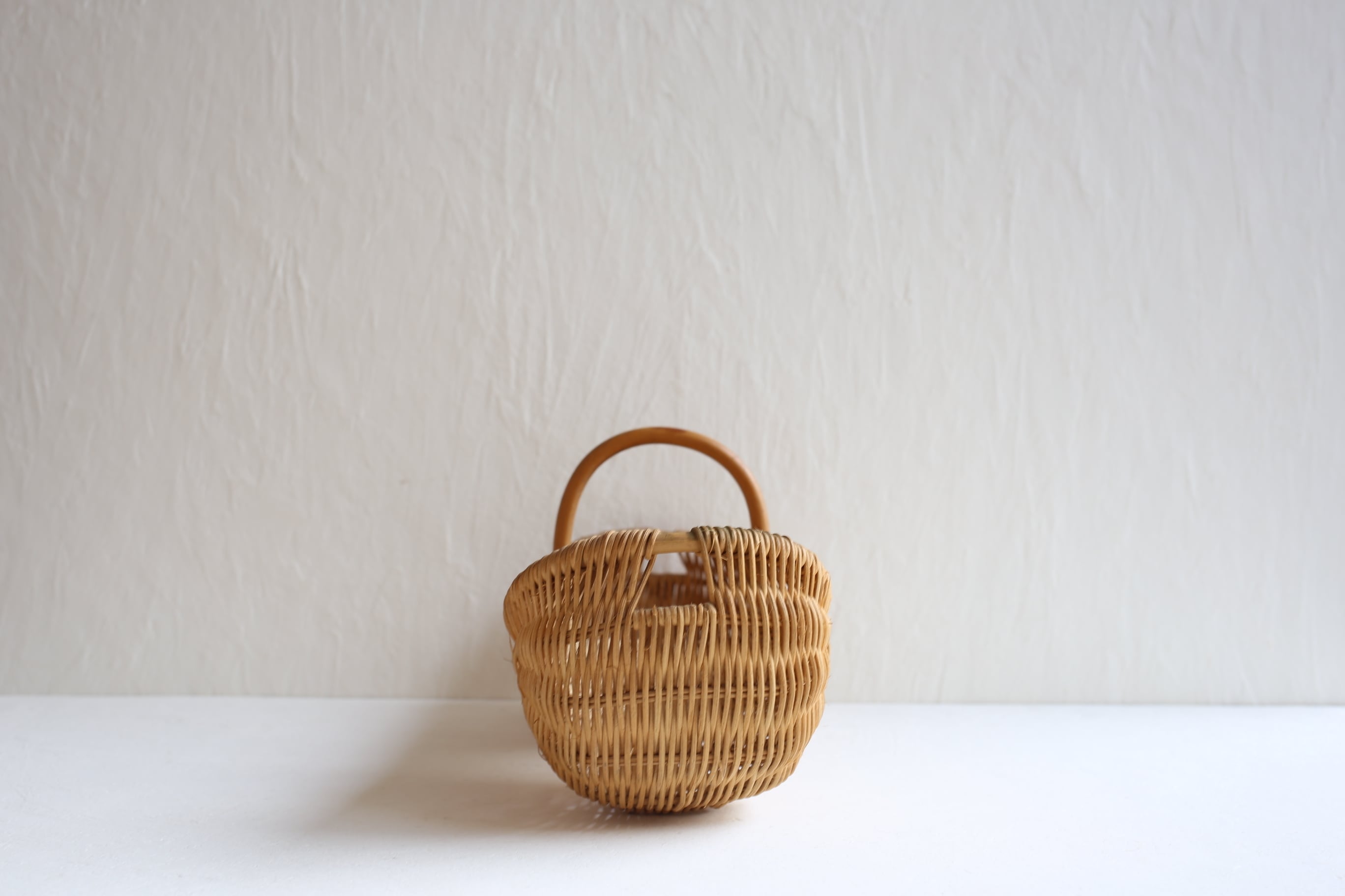 フランス アンティーク ヴィンテージ 小ぶりのピーナッツ型パニエ