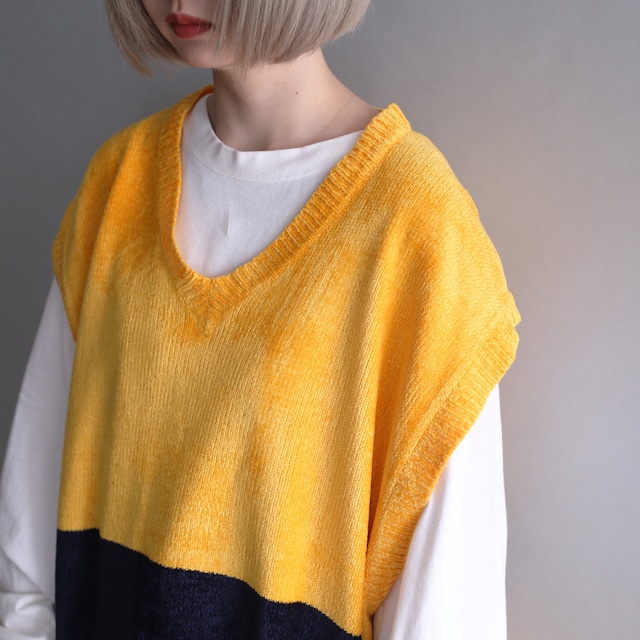 line design super big v-neck pile knit vest
