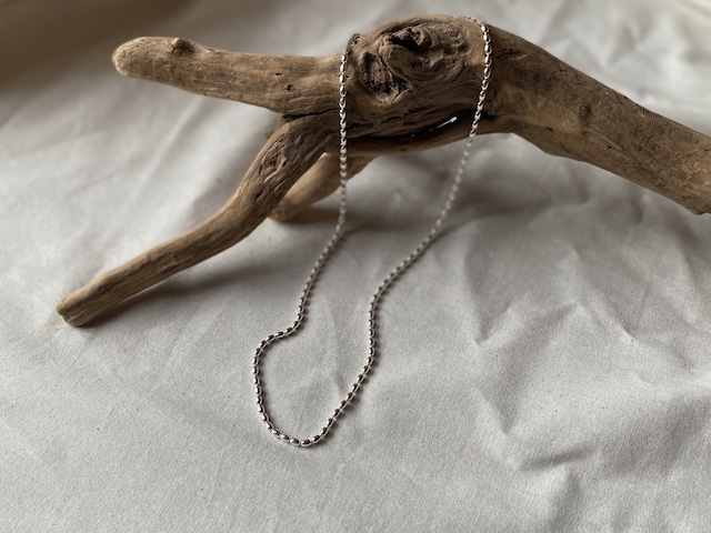 petit silver long necklace