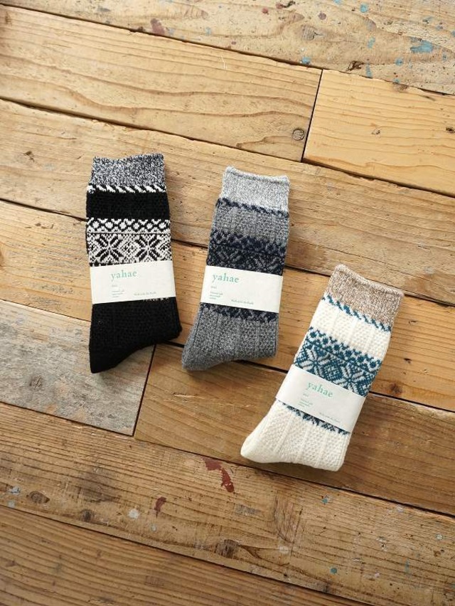 yahae　ウールオーガニックコットン スノーパターンソックス