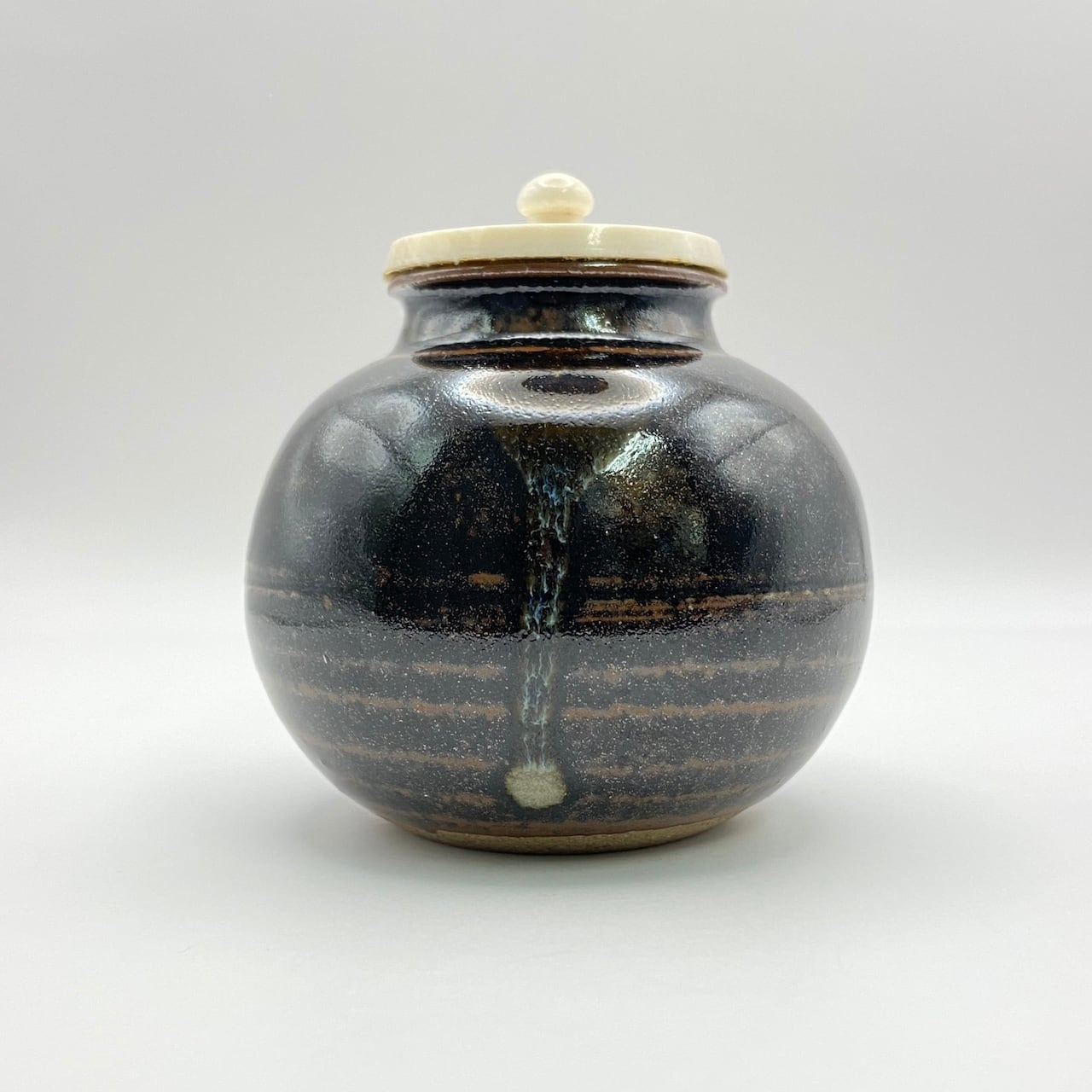 新古】羽室文琳茶入 松本鉄山 共箱入 仕覆：笹蔓緞子 | 錦玉堂