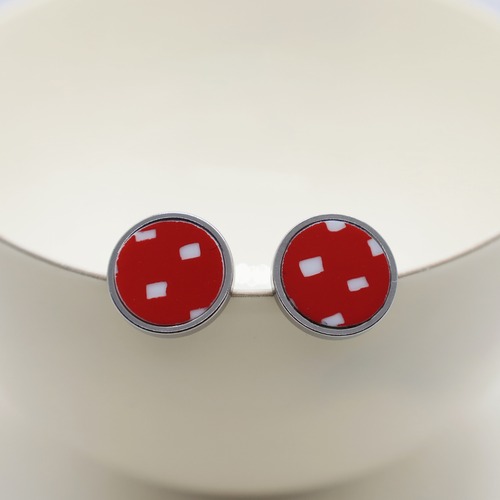 Stud earrings30