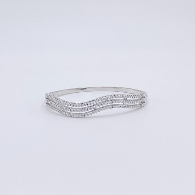 BB ICE STRIPE WAVE BANGLE