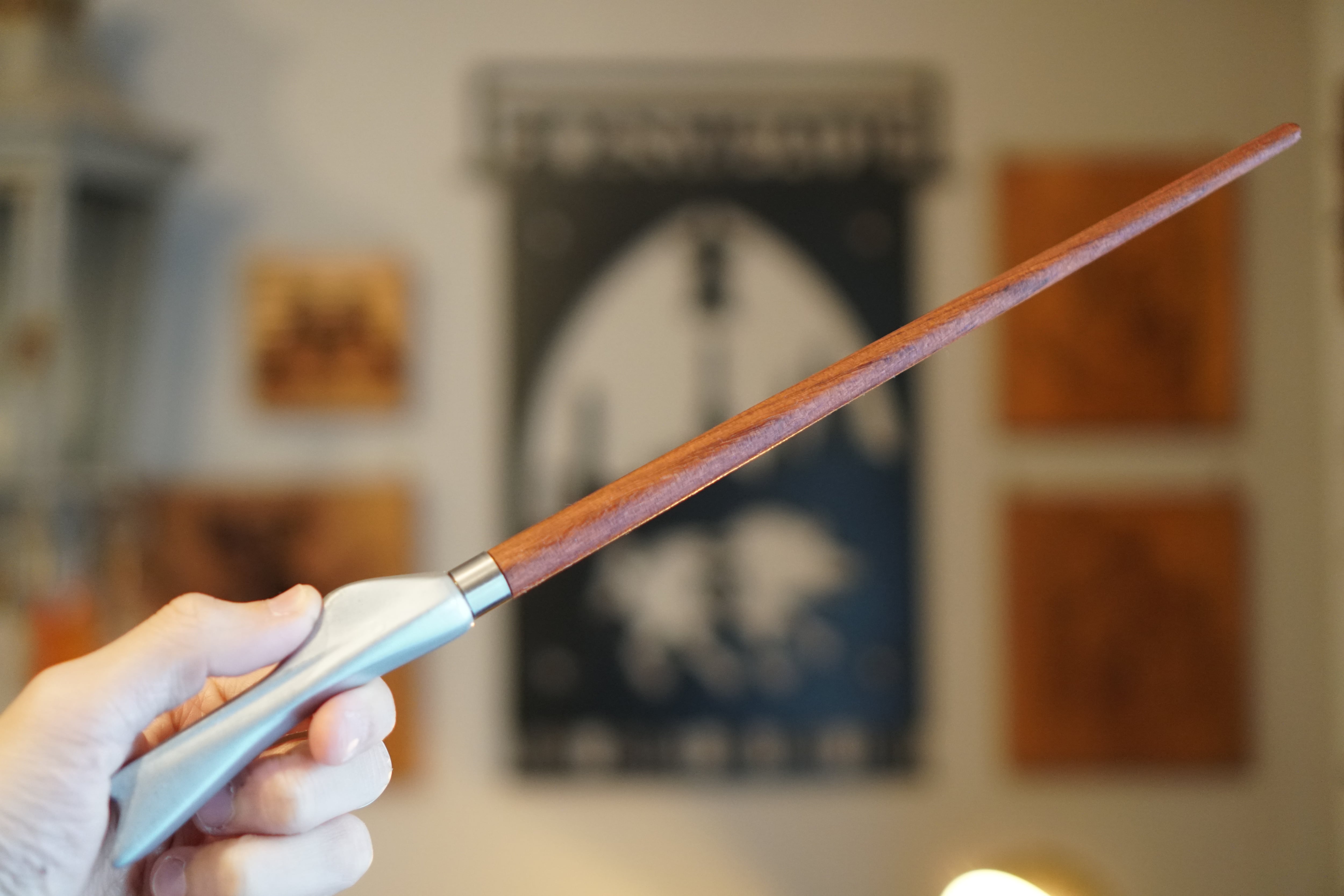 木製ワンド Quince wood Wand | Original Wizarding Wand Shop