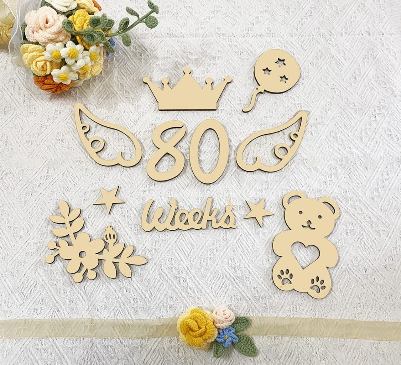 SPKURICP 木製 レターバナー 40枚セット 月齢フォトグッズ ニューボーンフォト ウッドレター 月齢カード マンスリーカード 記念日フォト 撮影道具 記念写真 出産祝い 成長記録 プレゼント 誕生日