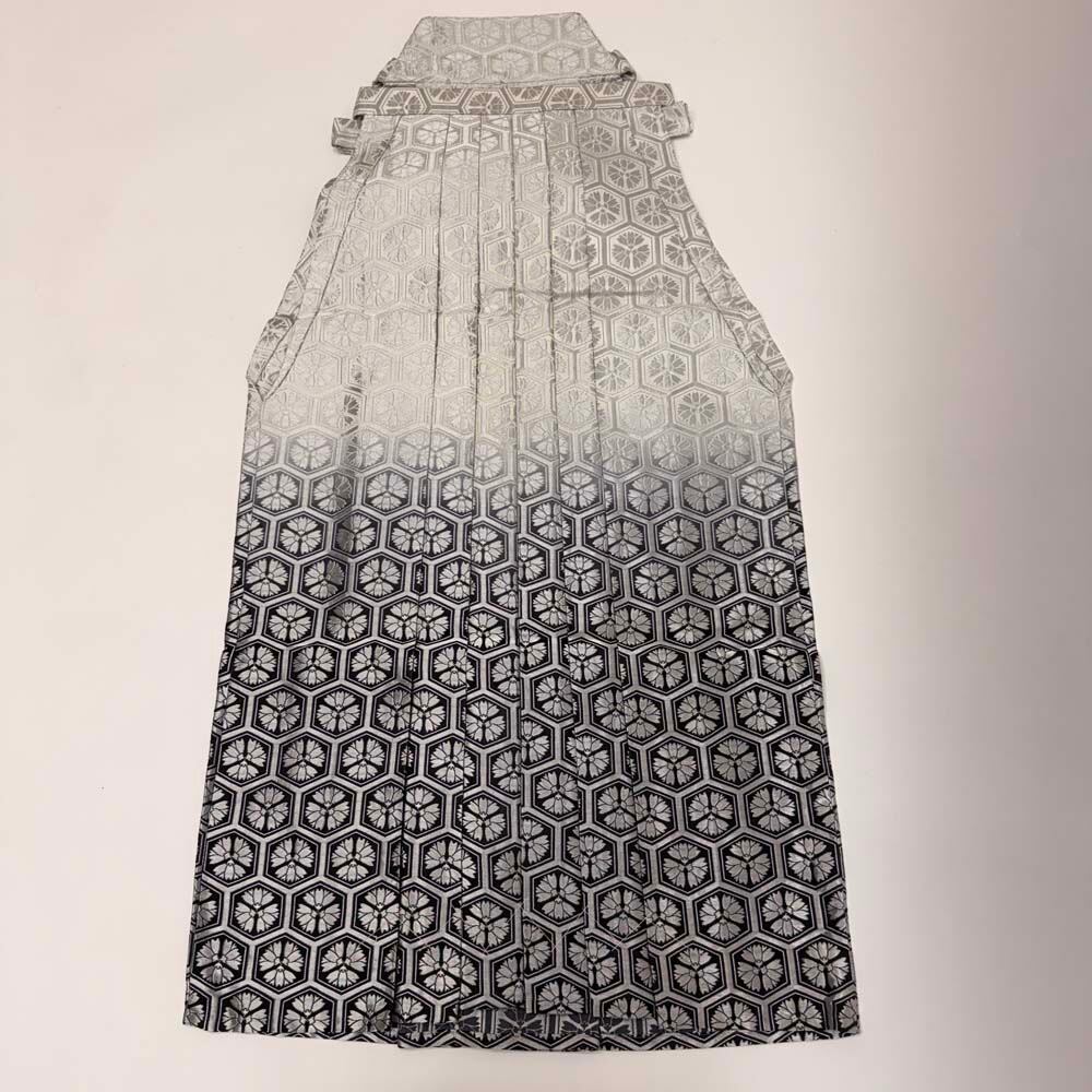 袴 行灯袴 男袴 L-2L size 紐下丈90cm 男性用袴 黒 白 銀 成人式袴 中古 5317