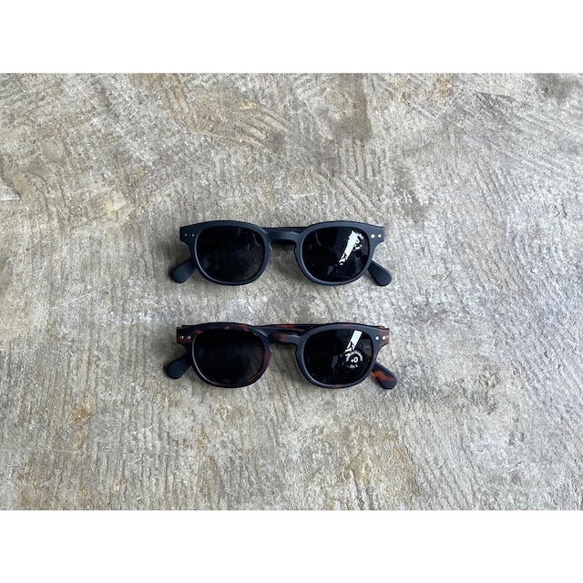 IZIPIZI (イジピジ) Wellington Sunglasses #E SUN