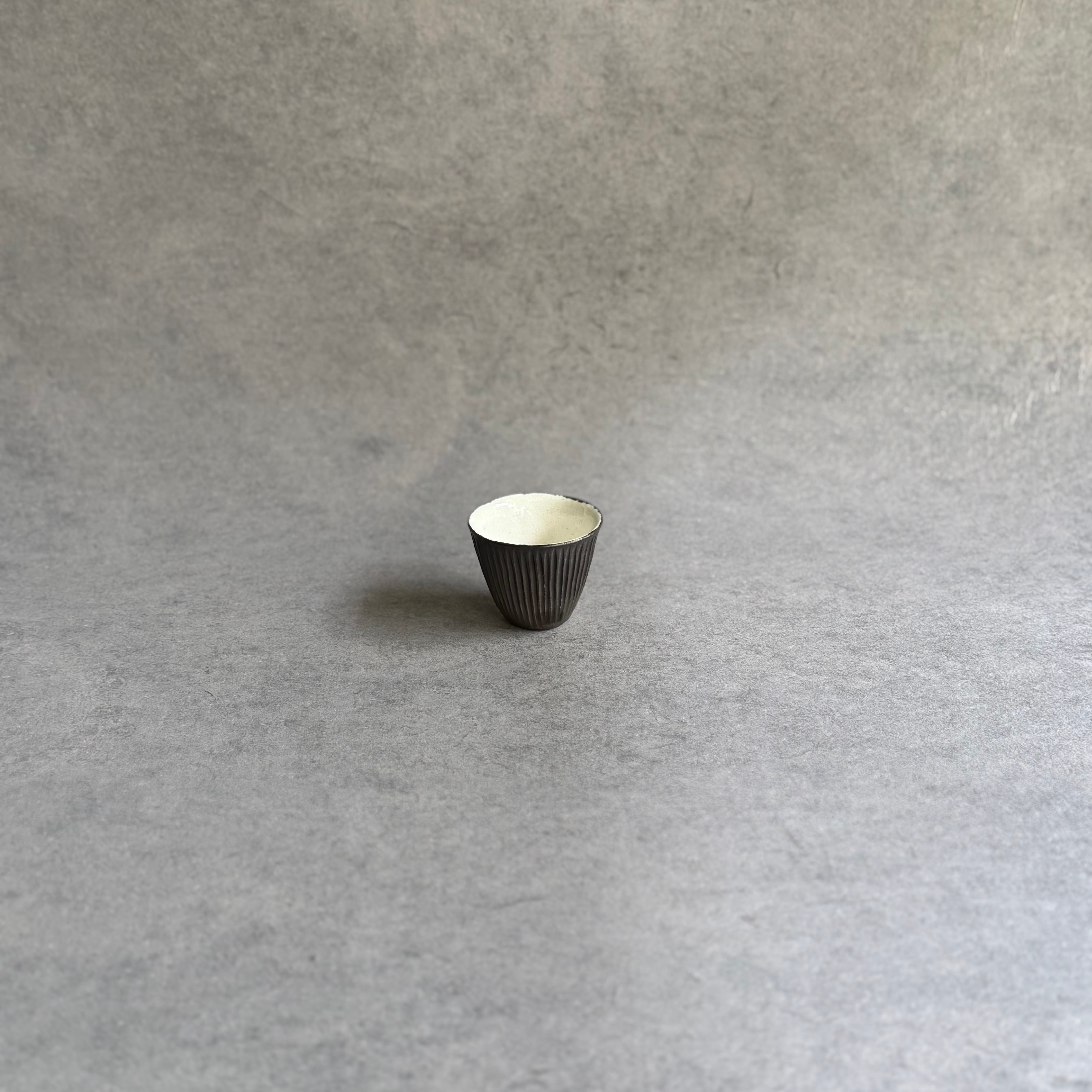 鈴木進 金彩釉 しのぎ 茶杯