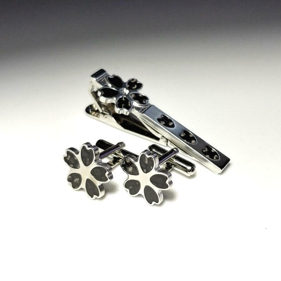 学習院 桜　さくら　ネクタイピン カフス 学習院 桜 さくら ネクタイピン カフス - メルカリ