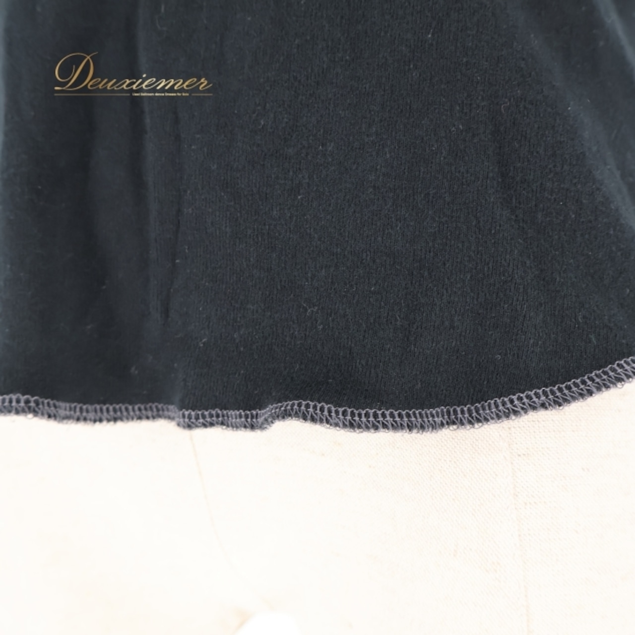 社交ダンス 衣装 トップス Tシャツ ブラック系 チャコット Luigi 黒 赤 日本製 練習 レッスン 伸縮 ストレッチ バレエ ヨガ リボン 半袖 かわいい シンプル ダンス衣装 イベント Chacott レッド系 グレイ系