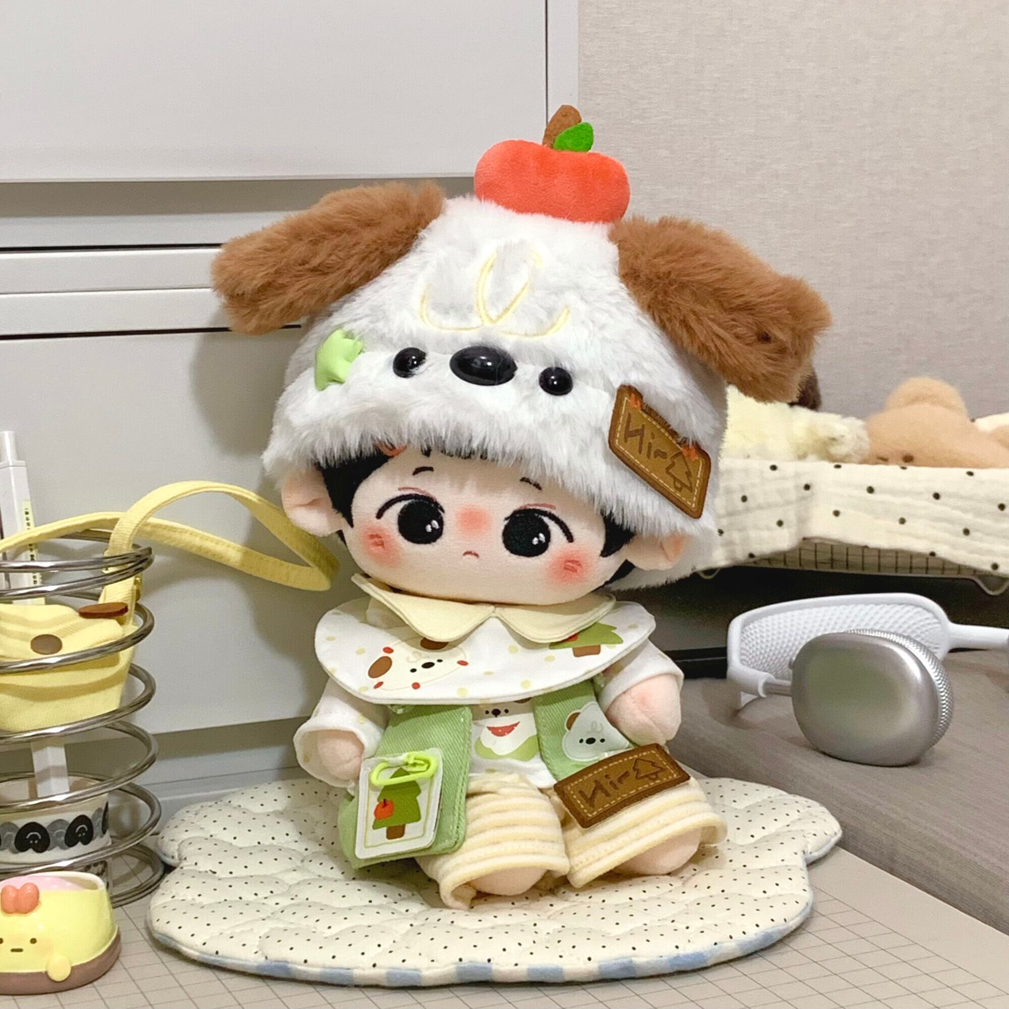 おすわりぬい服　2点 20cmぬいぐるみ用 トップス+パンツ+ベスト+マフラー+帽子+バッグ 着せ