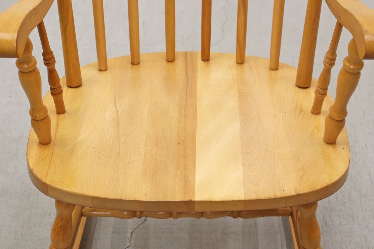 沼津店】 レトロ ロッキングチェア ビーチ材 揺り椅子 ラウンジ