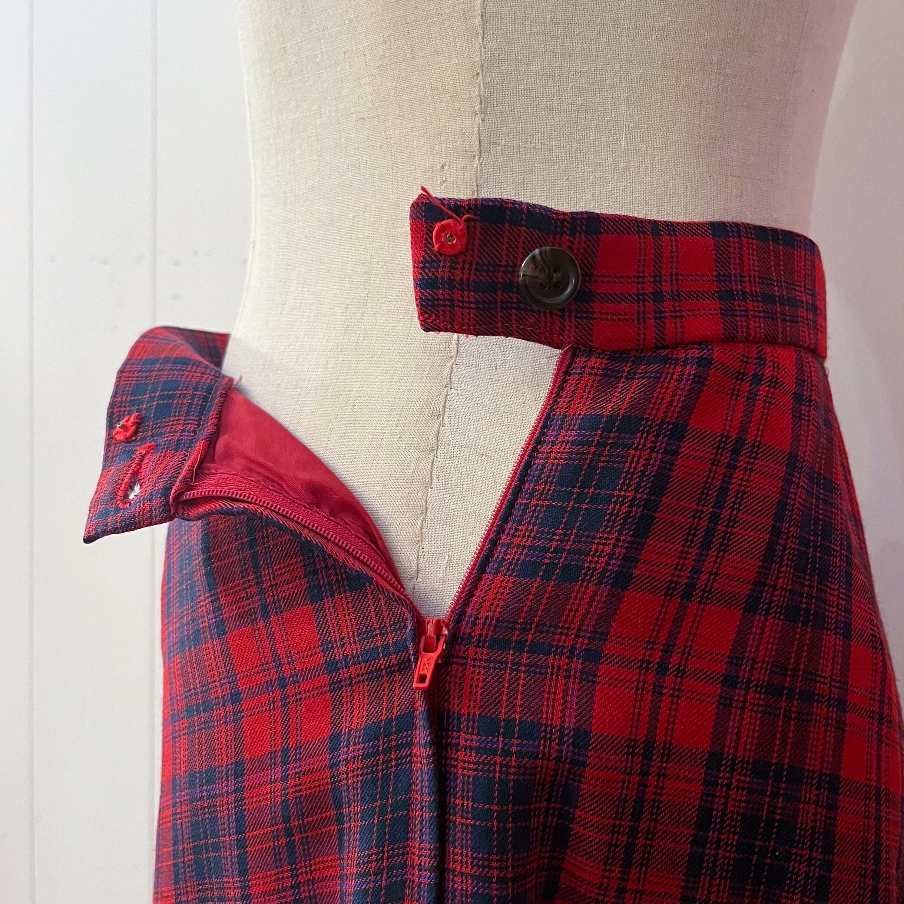 red navy check flare skirt