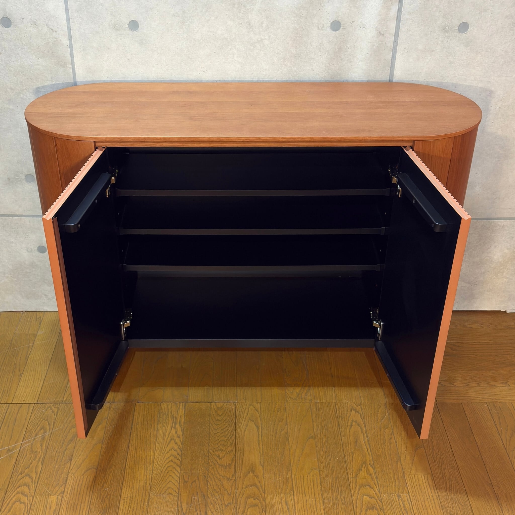 Contemporary / Oval Sideboard / オーバル型 サイドボード ローボード
