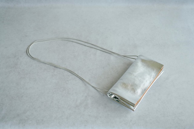 MT SHOULDER BAG 01 SILVER