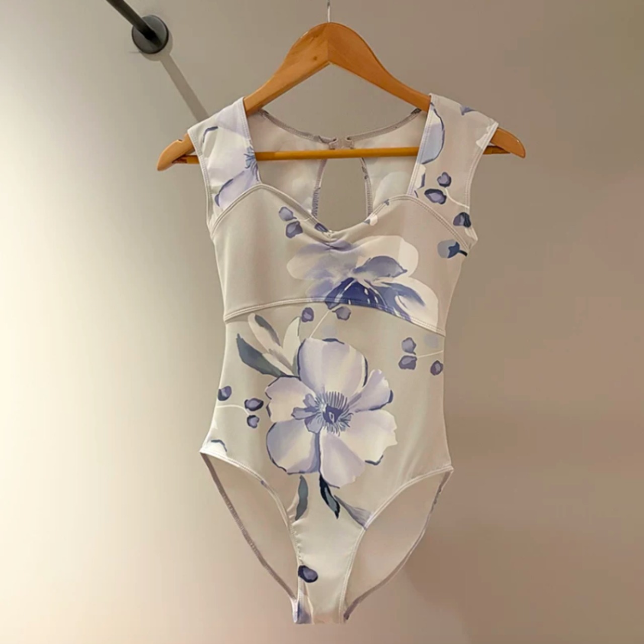 キャップスリーブ ブルームレオタード 3色展開 L1512