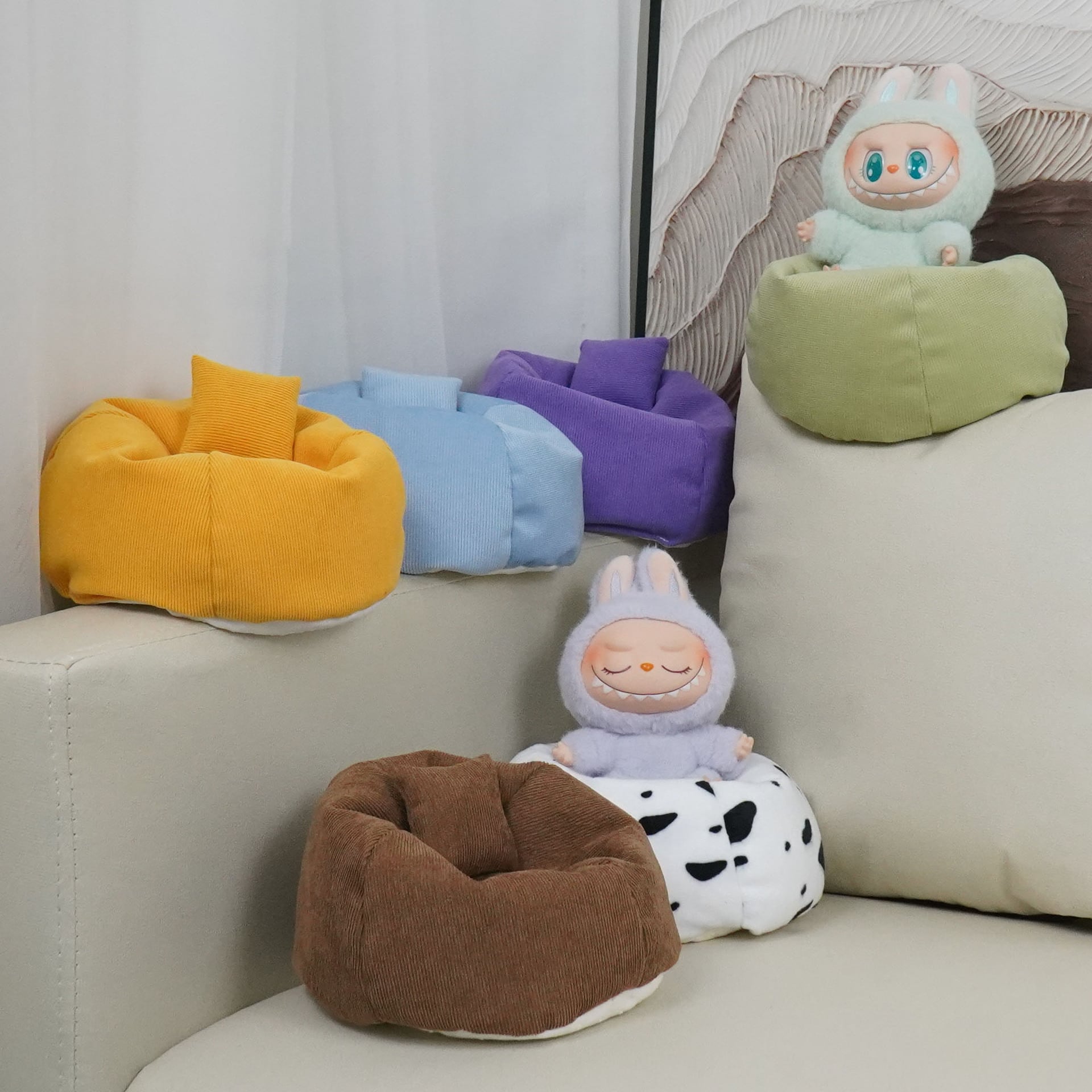 Labubu 2代座りポーズ専用 ミニソファベッド ぬいぐるみ用 クッション