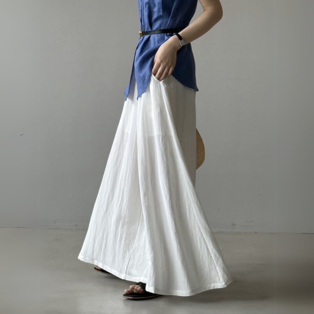 ストレートシルエットワイドレッグパンツ 00721